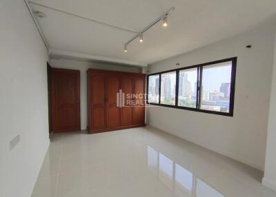 For RENT : 38 Mansion / 2 Bedroom / 2 Bathrooms / 107 sqm / 35000 THB [R10074]