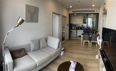 For RENT : OKA HAUS Sukhumvit 36 / 2 Bedroom / 2 Bathrooms / 50 sqm / 35000 THB [R11102]