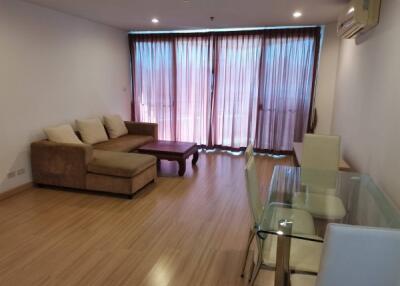 For RENT : P.W.T Mansion / 1 Bedroom / 1 Bathrooms / 76 sqm / 35000 THB [R11155]