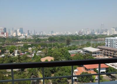 For RENT : P.W.T Mansion / 1 Bedroom / 1 Bathrooms / 85 sqm / 35000 THB [R11156]