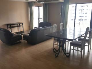 For RENT : Richmond Palace / 2 Bedroom / 2 Bathrooms / 146 sqm / 35000 THB [R11184]