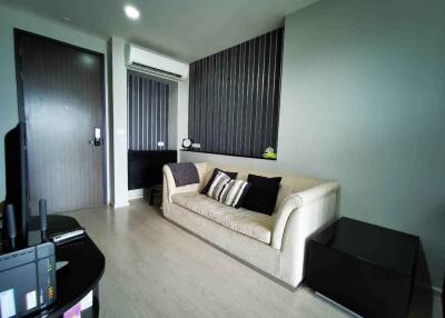 For RENT : Rhythm Sukhumvit 44/1 / 1 Bedroom / 1 Bathrooms / 45 sqm / 35000 THB [R11245]