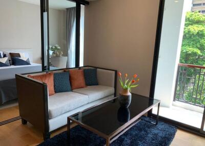 For RENT : Na Vara Residence / 1 Bedroom / 1 Bathrooms / 47 sqm / 35000 THB [R11272]