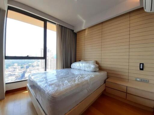 For RENT : The Lumpini 24 / 1 Bedroom / 2 Bathrooms / 55 sqm / 35000 THB [R11279]