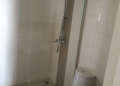 For RENT : Renova Residence Chidlom / 2 Bedroom / 2 Bathrooms / 85 sqm / 35000 THB [R11334]