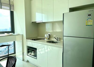 For RENT : Rhythm Sukhumvit 42 / 1 Bedroom / 1 Bathrooms / 45 sqm / 35000 THB [R11470]