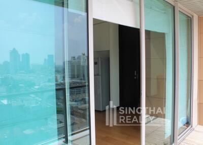 For RENT : The Lofts Yennakart / 2 Bedroom / 2 Bathrooms / 68 sqm / 35000 THB [5345429]