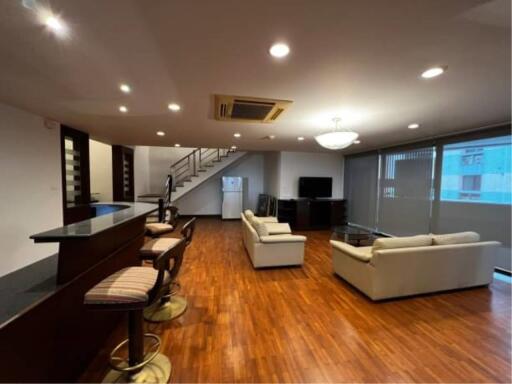 4 Bedrooms 5 Bathrooms Size 375sqm. President Park for Rent 120,000 THB