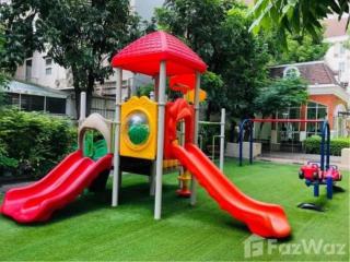 4 Bedrooms 4 Bathrooms Size 390sqm. Baan Klang Krung for Rent 85,000 THB