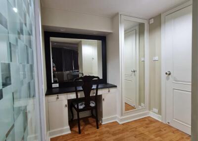 2 Bedrooms 2 Bathrooms Size 128sqm. Lake Avenue Condominium for Rent 50,000 THB