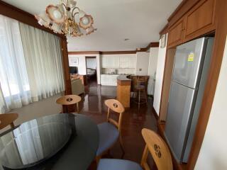 2 Bedrooms 2 Bathrooms Size 128sqm. Lave Avenue for Rent 40,000 THB