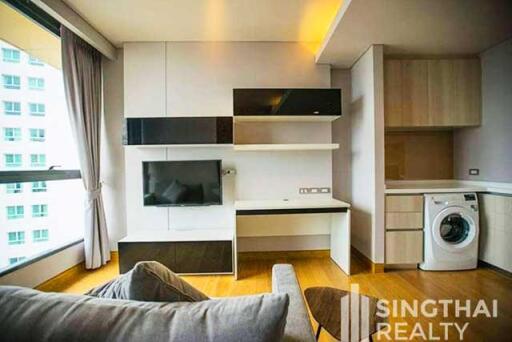 For RENT : The Lumpini 24 / 1 Bedroom / 1 Bathrooms / 38 sqm / 37000 THB [6546599]