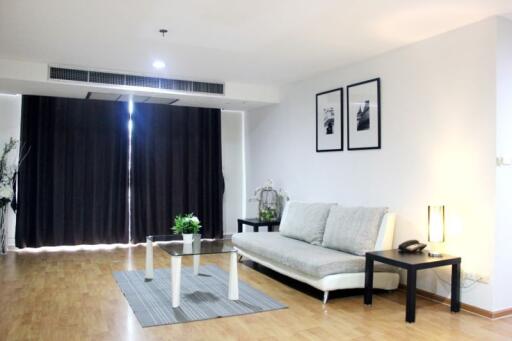 For RENT : The Capital Sukhumvit 30/1 / 2 Bedroom / 2 Bathrooms / 140 sqm / 55000 THB [R11581]