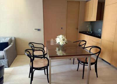 For RENT : Saladaeng Residences / 2 Bedroom / 2 Bathrooms / 93 sqm / 70000 THB [8936413]