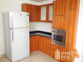 For RENT : Prasanmitr Thani Tower / 3 Bedroom / 3 Bathrooms / 221 sqm / 110000 THB [7997464]