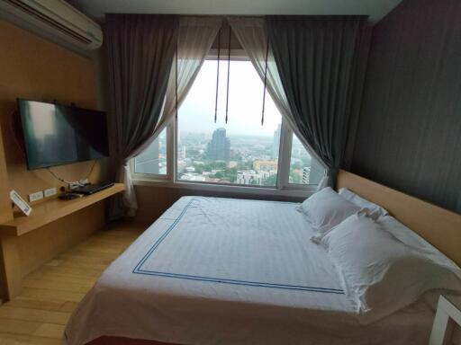 For SALE : Siri at Sukhumvit / 2 Bedroom / 2 Bathrooms / 70 sqm / 15800000 THB [S11580]