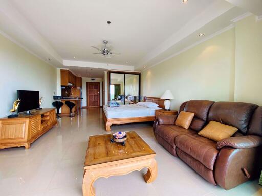 Studio Condo in View Talay 5 Jomtien C008654