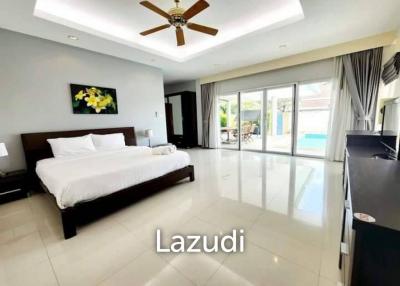 4 Bedrooms 800 Sqm. Private Pool villa at Soi Sukhumvit89