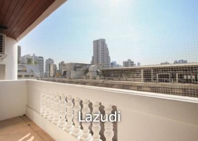 3 Bedrooms 3 Bathrooms 160 SQ.M United Tower