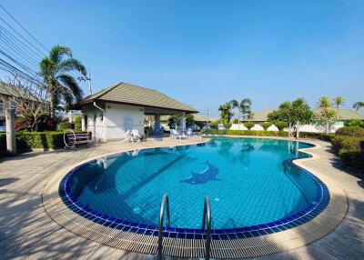 3 Bedrooms House in Green Field Villa 3 East Pattaya H010757