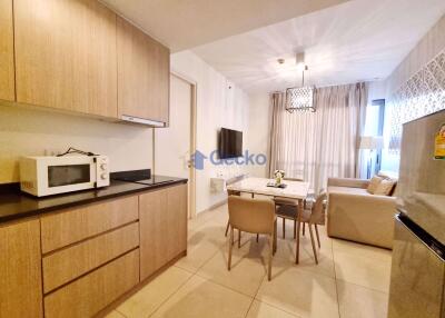 2 Bedrooms Condo in Unixx South Pattaya South Pattaya C010762