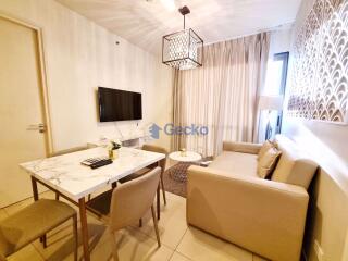 2 Bedrooms Condo in Unixx South Pattaya South Pattaya C010762