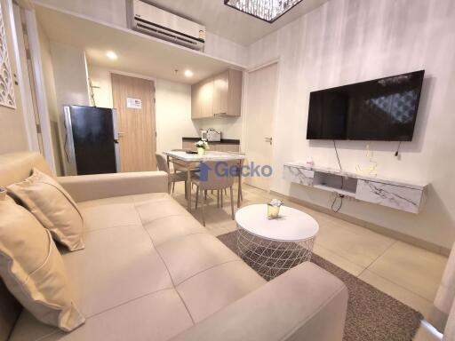 2 Bedrooms Condo in Unixx South Pattaya South Pattaya C010762