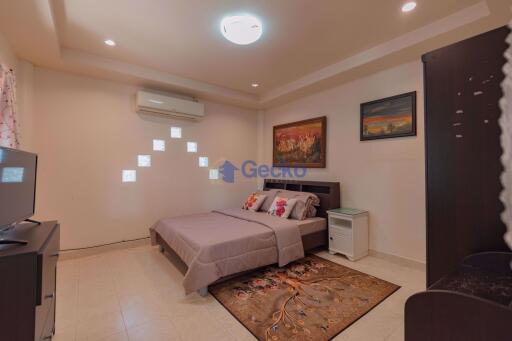 16 Bedrooms House East Pattaya H010765