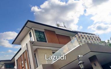 7 Bed 8 Bath 625 SQ.M House in Soi Intamara 29