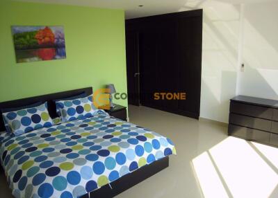 2 bedroom Condo in The Park Jomtien Jomtien