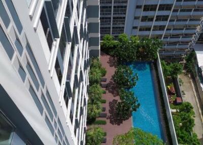 30 Sqm., 1 Bed, 1 Bath Condo listed for ฿ 15,000./Month