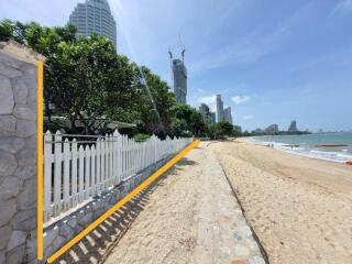 7,952 Sqm. Land listed for ฿ 850,000,000.