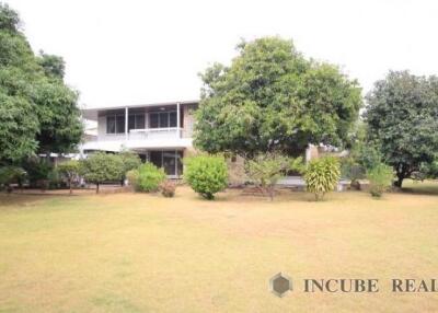 2,376 Sqm. Land listed for ฿ 200,000,000.