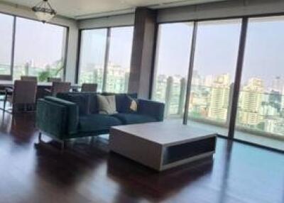 404 Sqm., 3 Beds, 3 Baths Condo listed for ฿ 70,000,000.