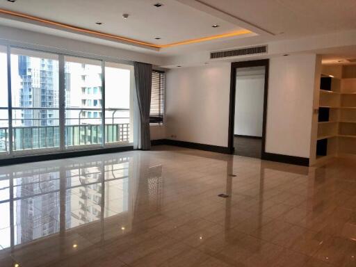 332 Sqm., 4 Beds, 5 Baths Condo listed for ฿ 65,000,000.