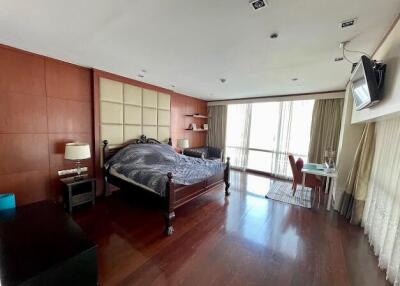 385 Sqm., 3 Beds, 5 Baths Condo listed for ฿ 64,500,000.