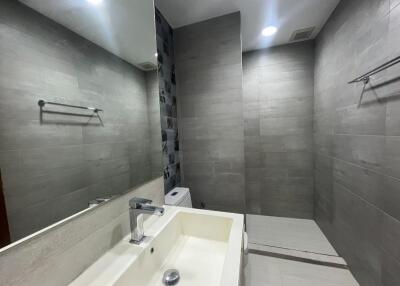 40 Sqm., 1 Bed, 1 Bath Condo listed for ฿ 23,000./Month