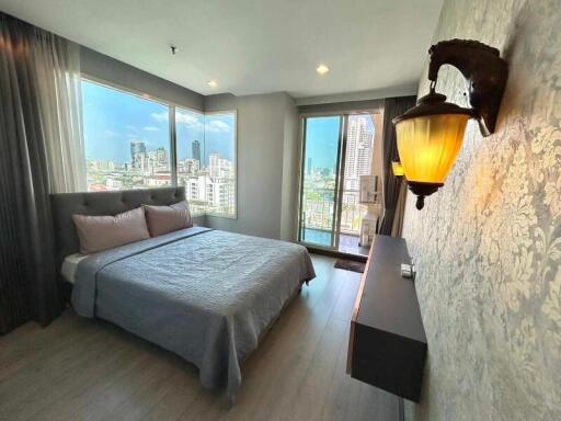 136 Sqm., 3 Beds, 3 Baths Condo listed for ฿ 19,800,000.