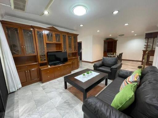 150 Sqm., 3 Beds, 2 Baths Condo listed for ฿ 17,600,000.