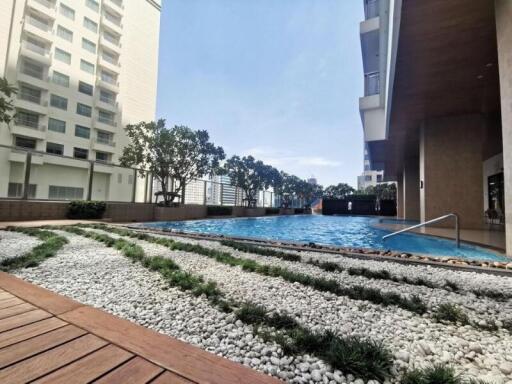 69 Sqm., 2 Beds, 1 Bath Condo listed for ฿ 10,700,000.