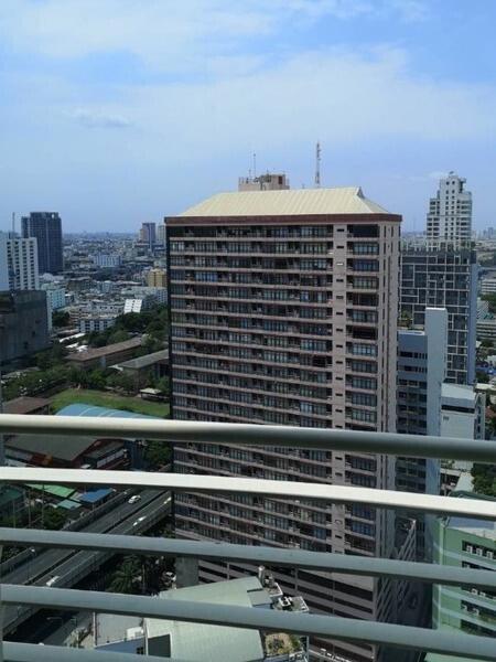 67 Sqm., 2 Beds, 1 Bath Condo listed for ฿ 9,600,000.