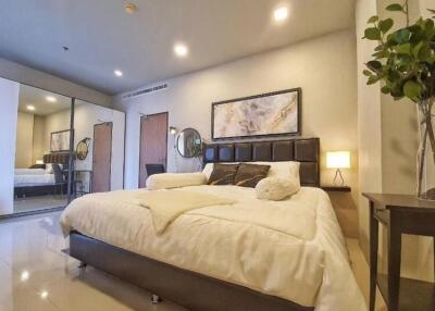 55 Sqm., 2 Beds, 1 Bath Condo listed for ฿ 9,200,000.