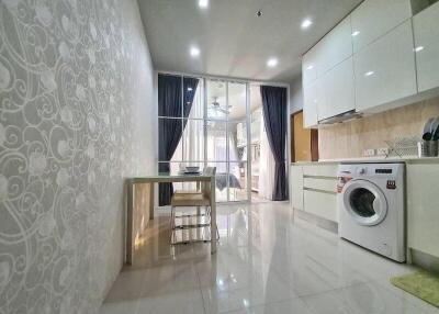 55 Sqm., 2 Beds, 1 Bath Condo listed for ฿ 9,200,000.