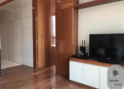 45 Sqm., 1 Bed, 1 Bath Condo listed for ฿ 8,300,000.