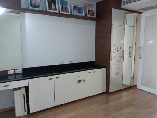 50 Sqm., 1 Bed, 1 Bath Condo listed for ฿ 7,700,000.