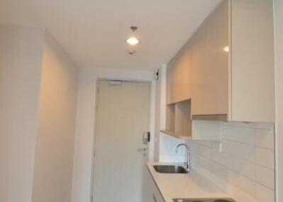 47 Sqm., 2 Beds, 1 Bath Condo listed for ฿ 7,500,000.
