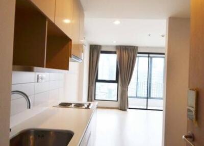 47 Sqm., 2 Beds, 1 Bath Condo listed for ฿ 7,500,000.