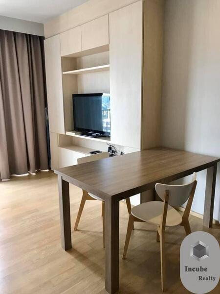 33 Sqm., Studio, 1 Bath Condo listed for ฿ 7,200,000.