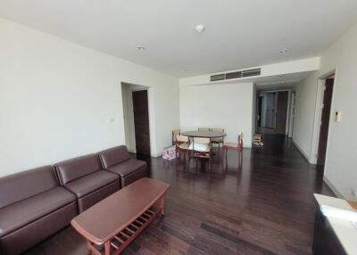 94 Sqm., 2 Beds, 2 Baths Condo listed for ฿ 6,500,000.