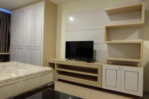 28 Sqm., 1 Bed, 1 Bath Condo listed for ฿ 6,200,000.
